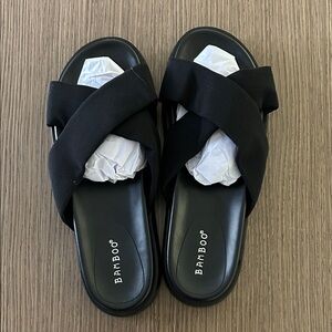 NEW BAMBOO Black Crisscross Slide Sandals size 10